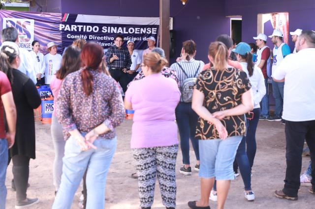  HÃ©ctor Melesio CuÃ©n Ojeda entrega equipos de fumigaciÃ³n para implementar el FumiPAS.