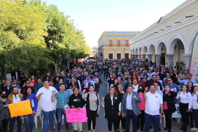 Con la toma de protesta de los 32 Subcomités de El Fuerte, que realizó el líder político, Héctor Mel