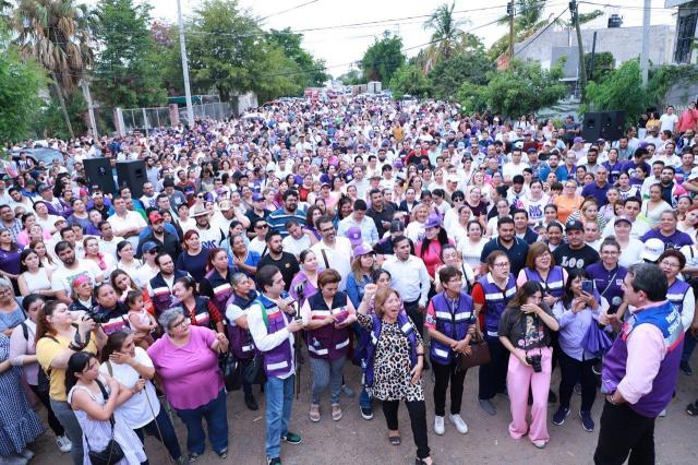 Ante más de mil pasistas Cuén Ojeda dio el banderazo del arranque a las brigadas de seguimiento en C