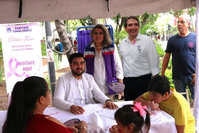 El PAS brindó más de 2 mil 800 servicios médicos a través del Programa PASalud en la Plazuela Obregó