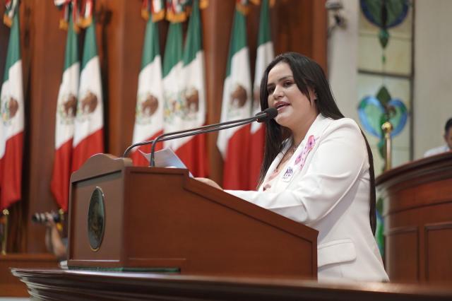 En septiembre del 2022 presentamos iniciativa para Gestión Integral del Cáncer de Mama.