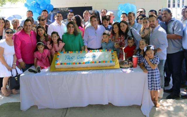 El mejor regalo de cumpleaños fue la asistencia de todos Cuén Ojeda