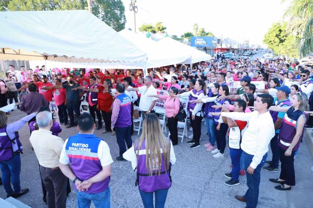 Presidente del PAS toma protesta a más de 500 personas de colonia de los comités seccionales de Juan