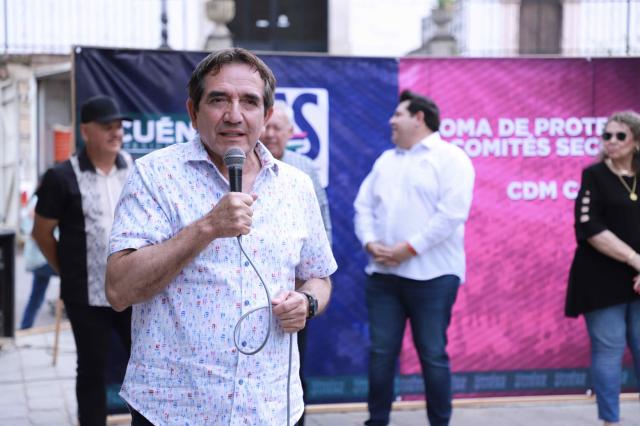 La deserción educativa es algo que a los gobiernos les debe de preocupar Cuén Ojeda 